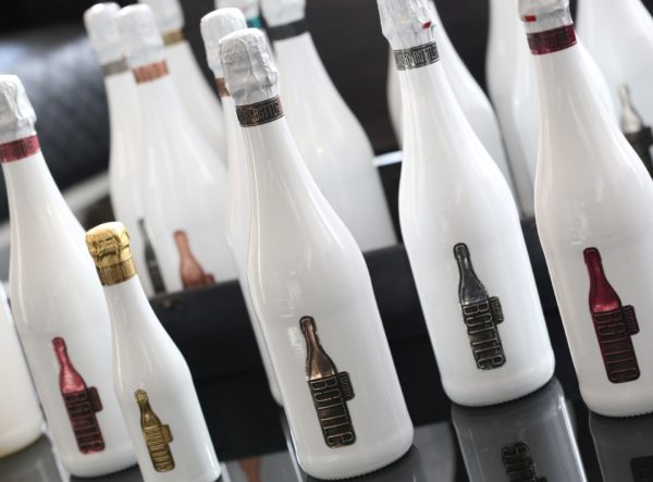 Luxury Bottle GmbH - Give Away Flaschen